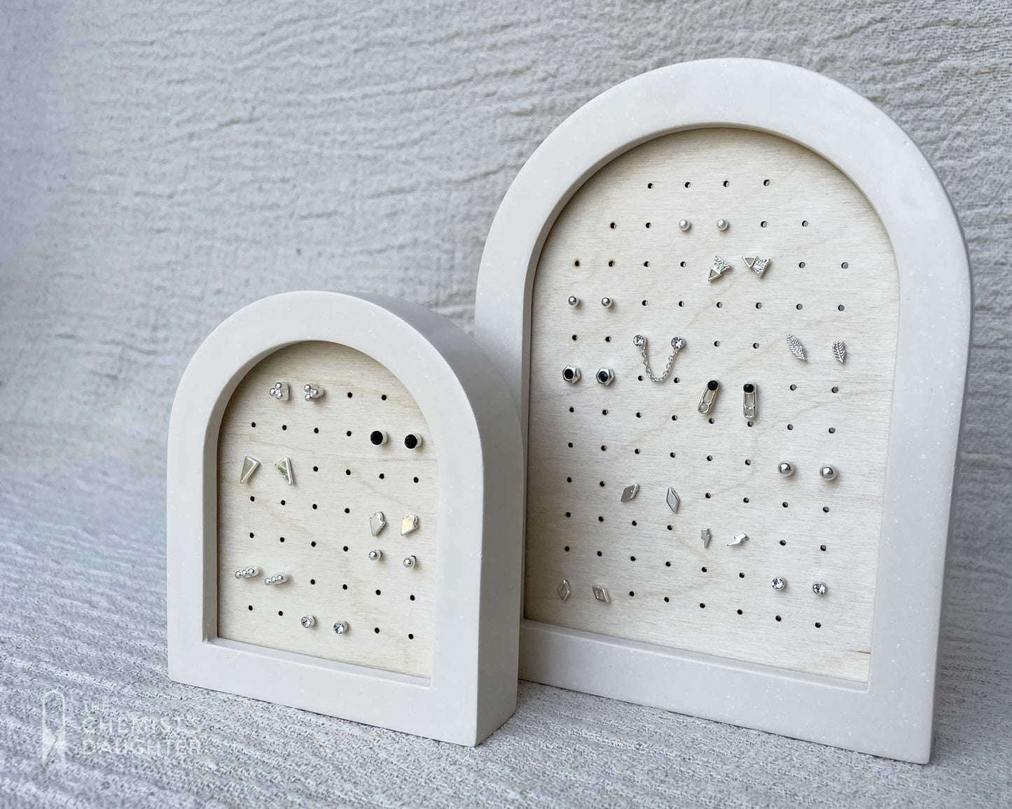 Earring storage | Plaster