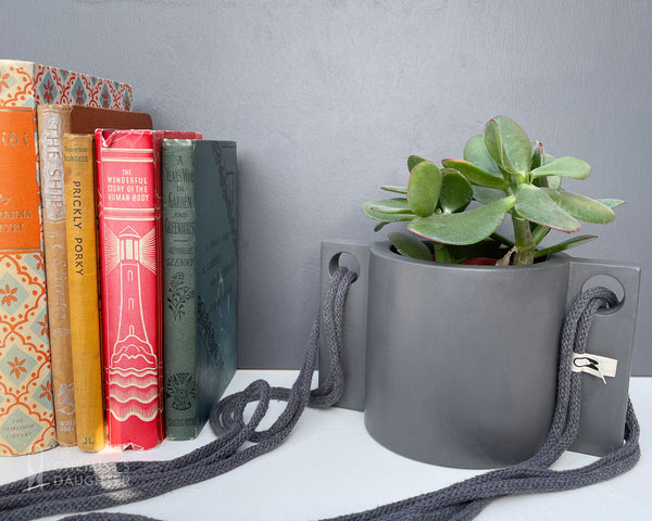 Hanging plant pot | Charcoal