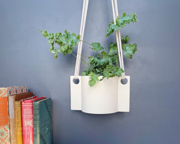 Hanging plant pot | Plaster