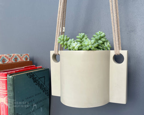 Hanging plant pot | Stone