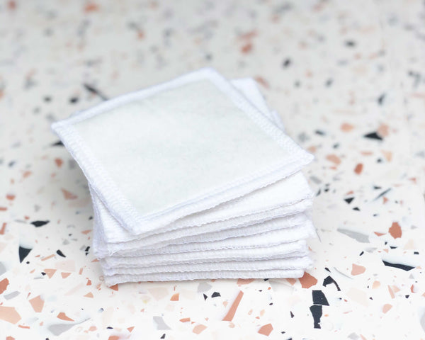 BUNDLE - 20 Wipes + Wash Bag