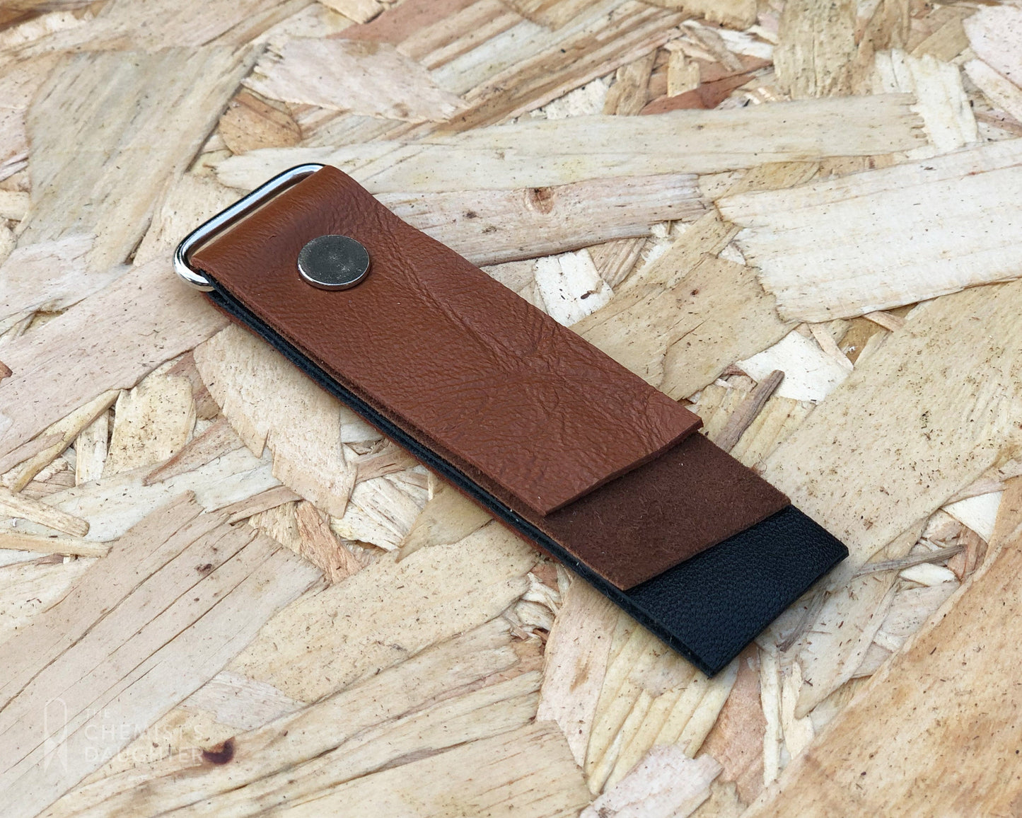 Recycled leather wide keyring