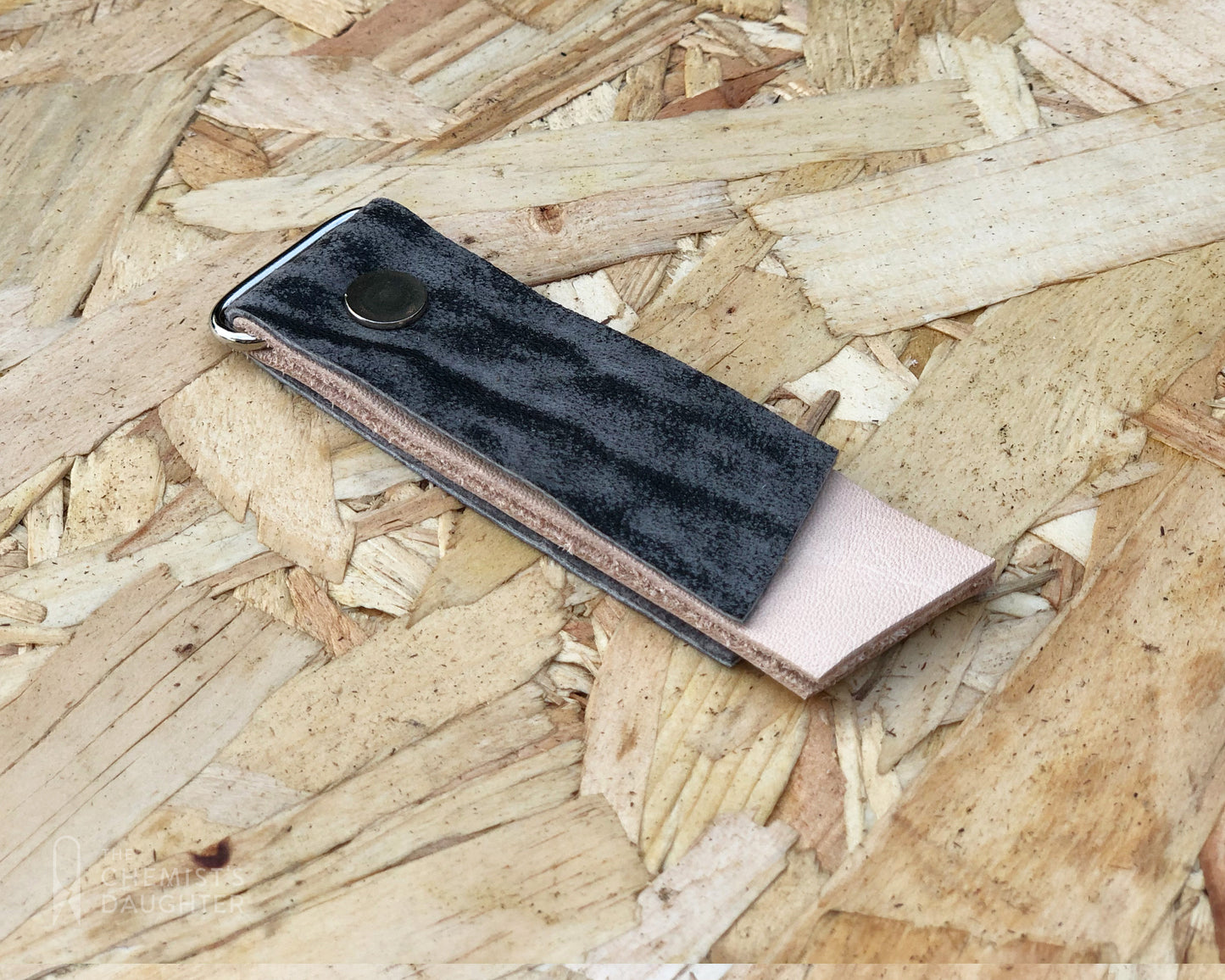 Recycled leather wide keyring