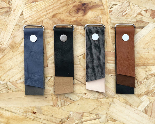 Recycled leather wide keyring