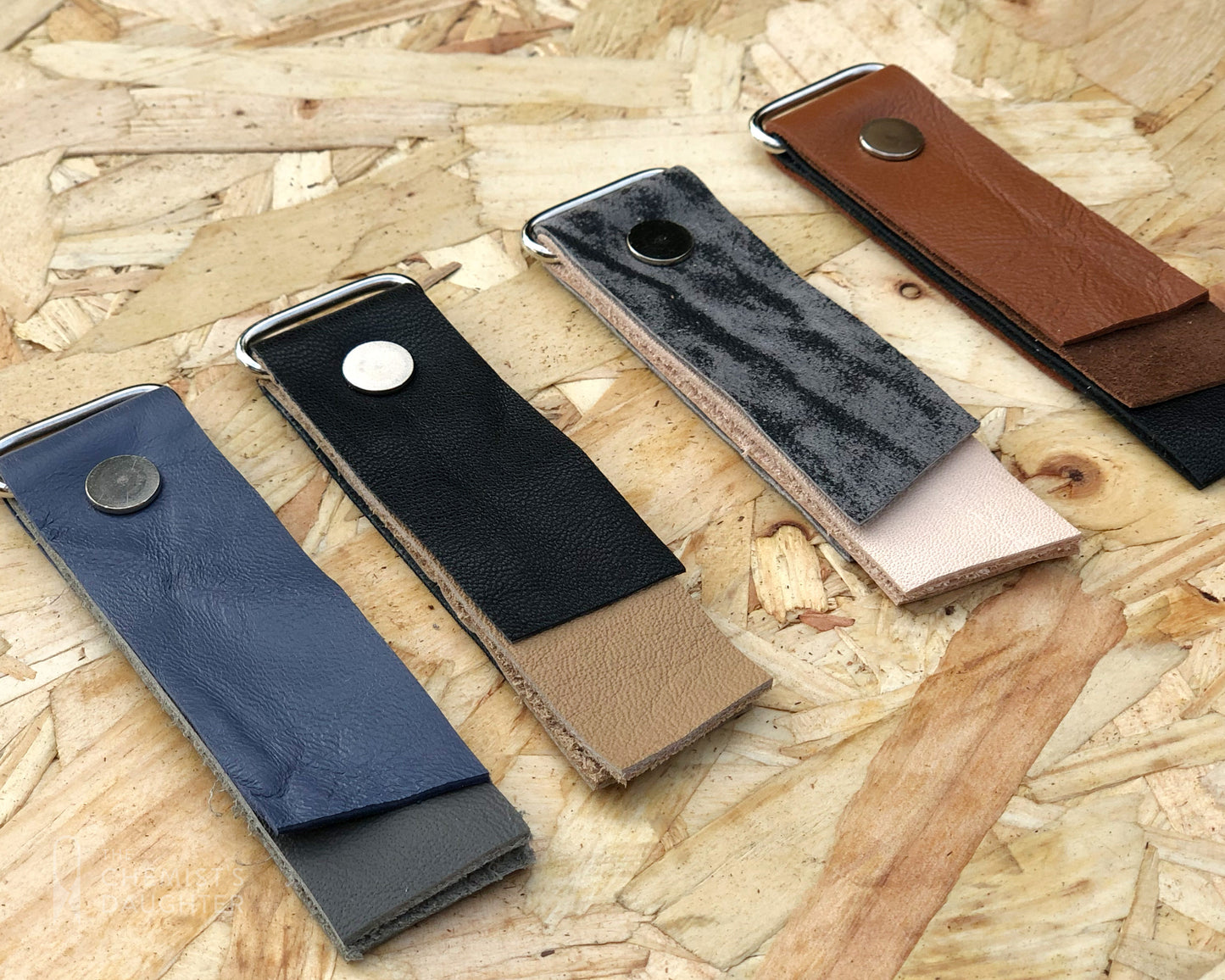 Recycled leather wide keyring