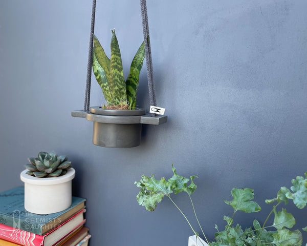 Mini Hanging plant pot - various colours